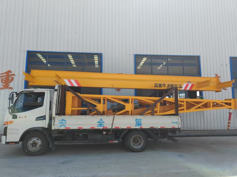 上包下花電動(dòng)葫蘆門式起重機(jī) MHxh5t-7.35m 制作完成  裝車發(fā)出